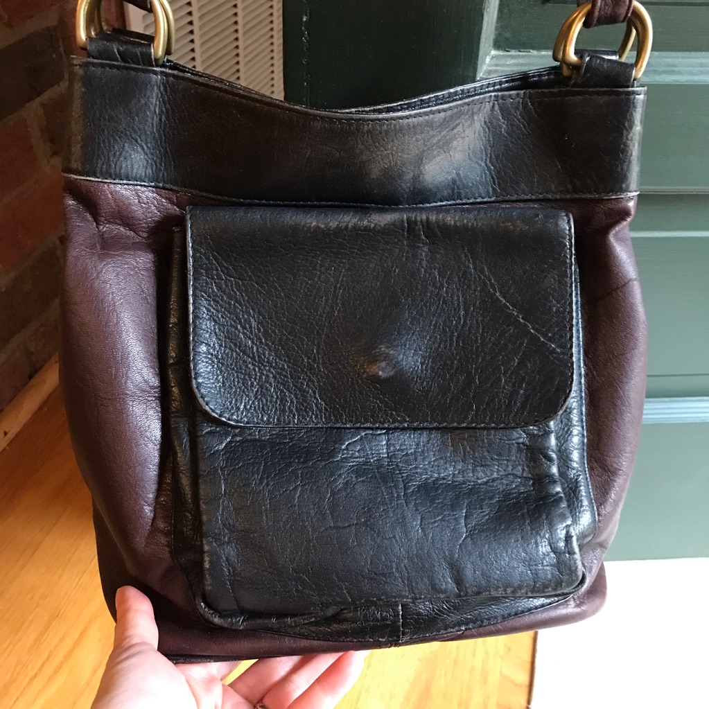 Vintage Leather Purse In Excellent Condition
